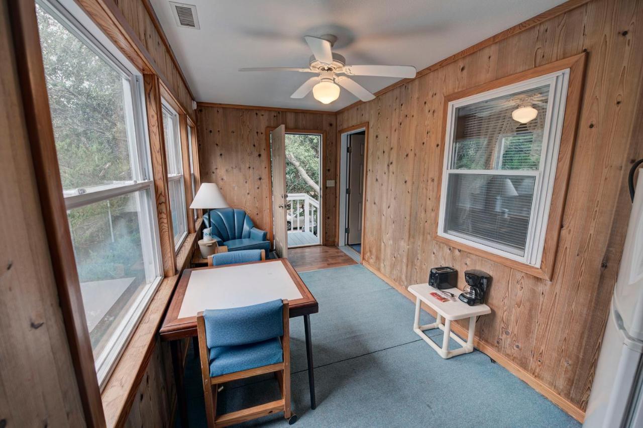 Outer Banks Motel - Village Accommodations バクストン エクステリア 写真