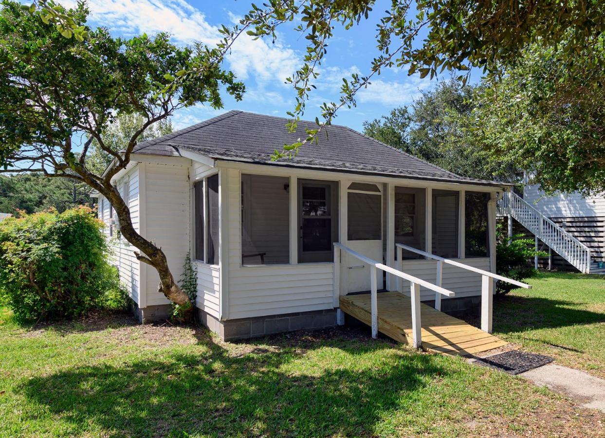 Outer Banks Motel - Village Accommodations バクストン エクステリア 写真