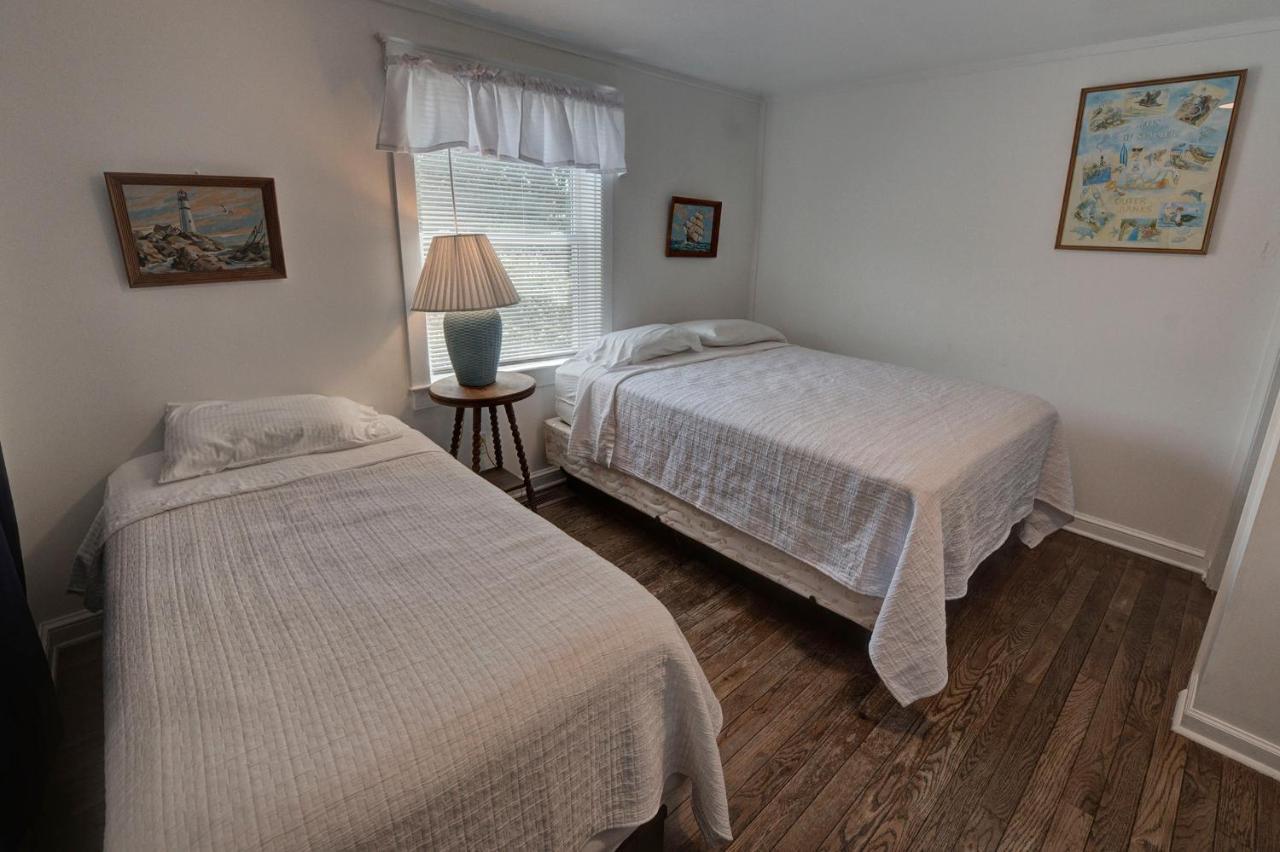 Outer Banks Motel - Village Accommodations バクストン エクステリア 写真