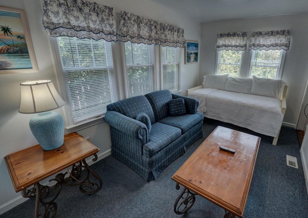 Outer Banks Motel - Village Accommodations バクストン エクステリア 写真