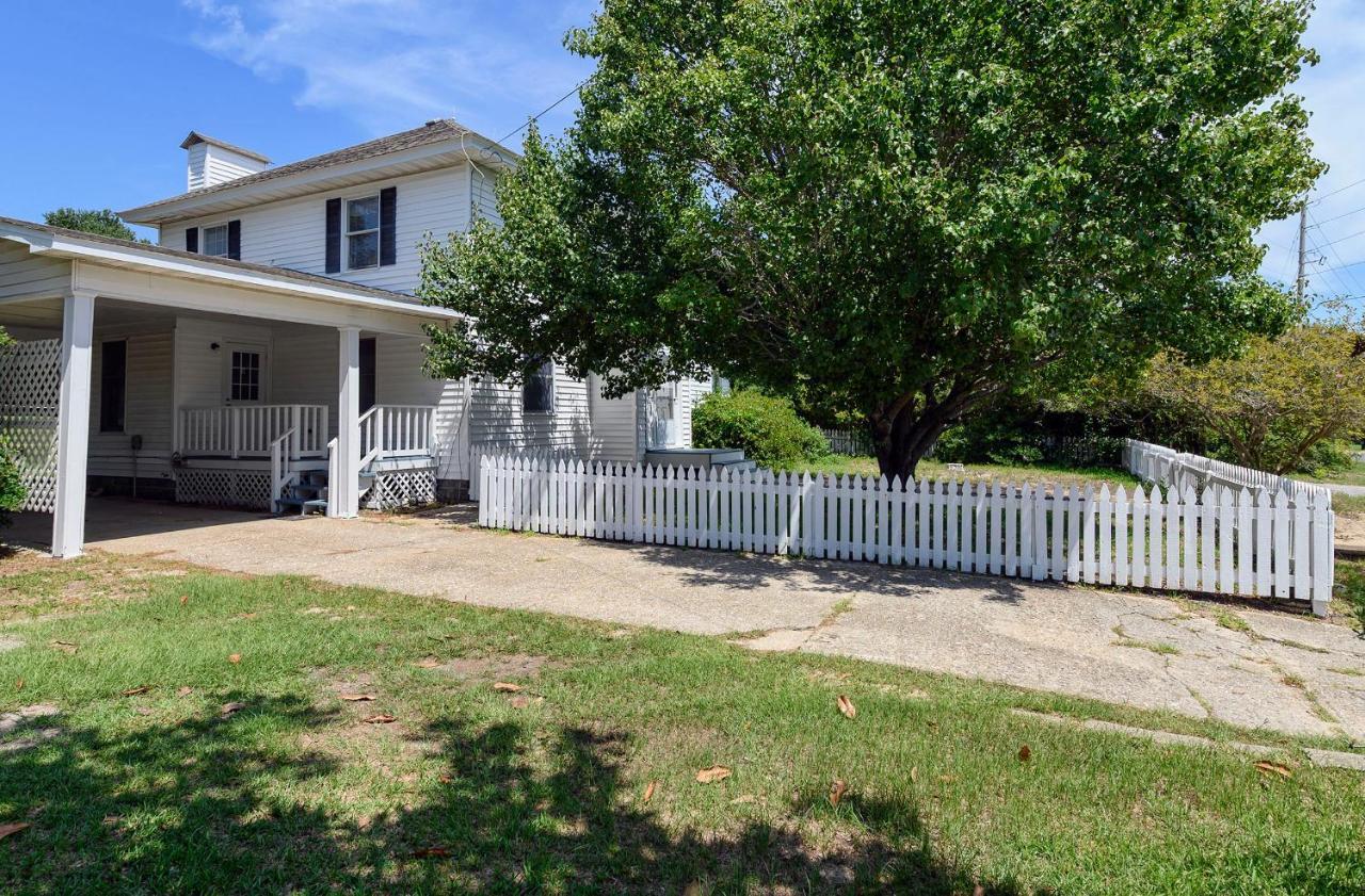 Outer Banks Motel - Village Accommodations バクストン エクステリア 写真