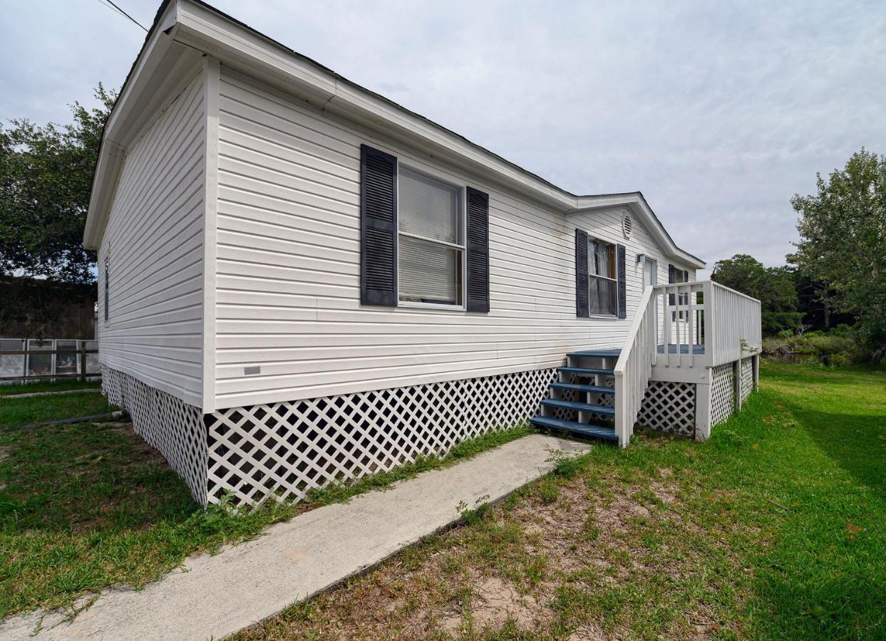Outer Banks Motel - Village Accommodations バクストン エクステリア 写真