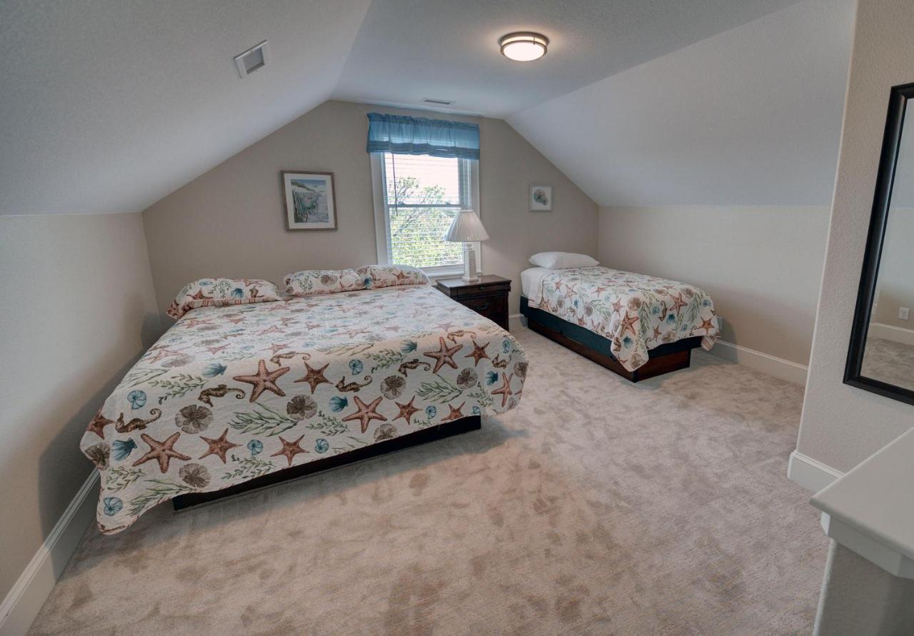 Outer Banks Motel - Village Accommodations バクストン エクステリア 写真
